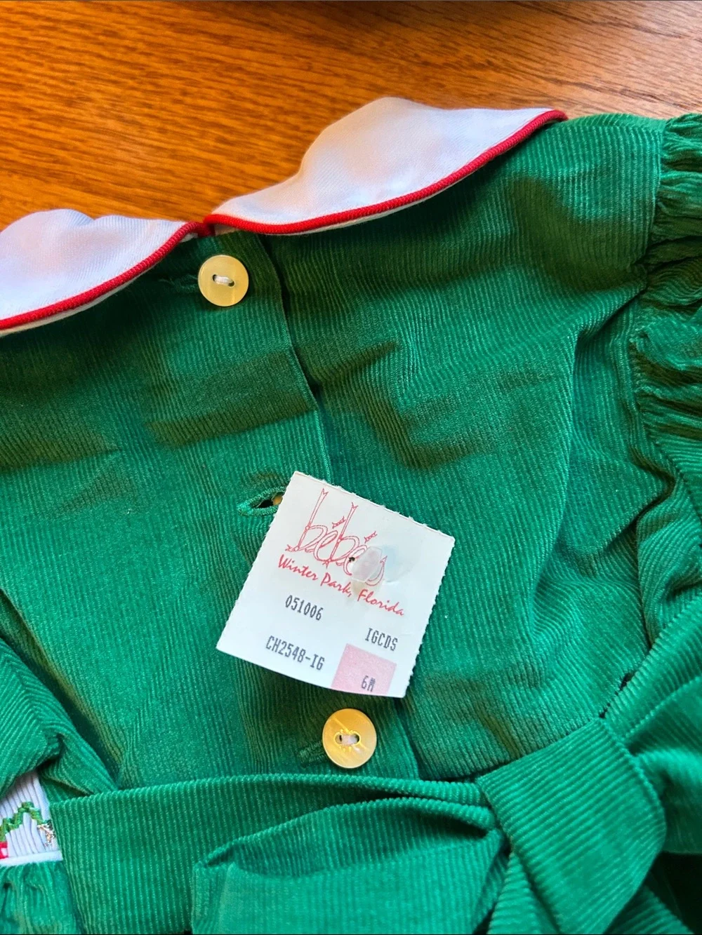 Anarini festive green